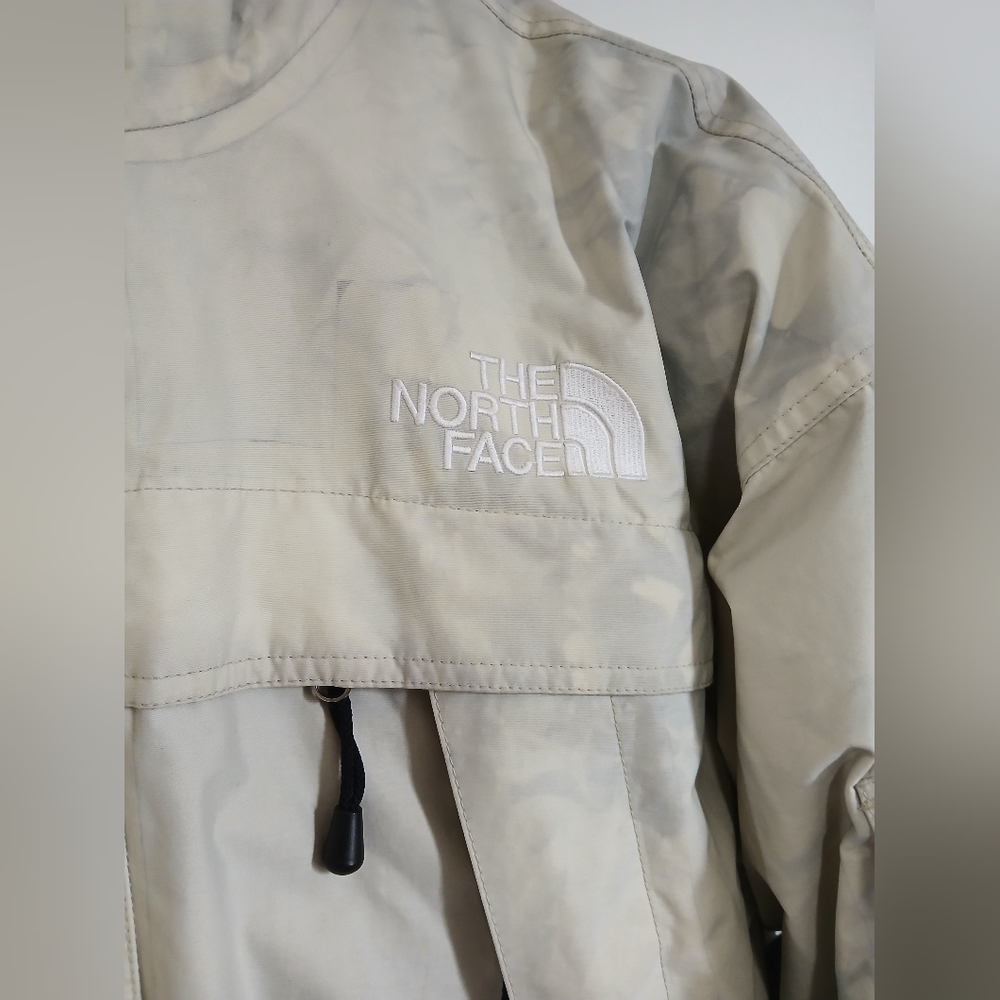 The North Face Men’s XL Goose Down Marbled Beige & Grey Winter Parka - Picture 4 of 15